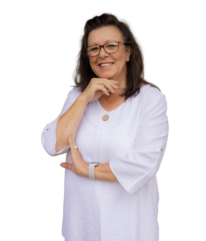 Michelle Jutersonke_White